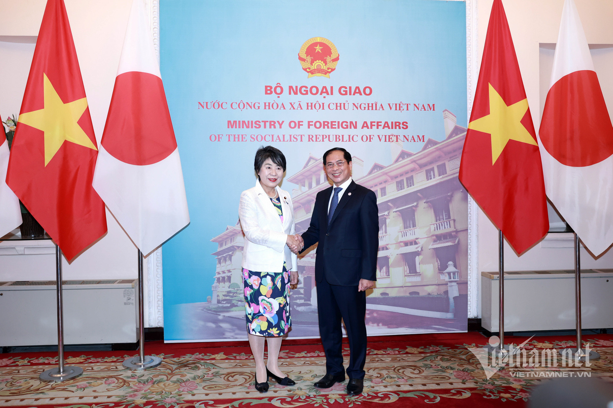 Đề nghị Nhật Bản cấp visa dài hạn, tiến tới miễn visa cho công dân Việt Nam